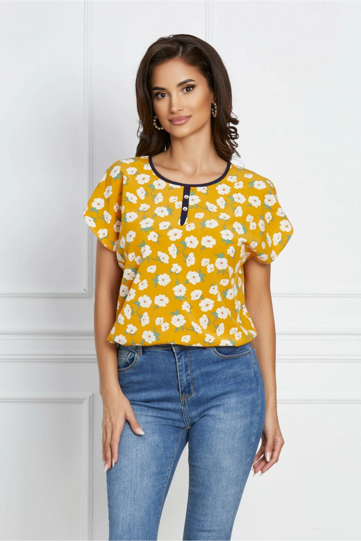 Bluza Gabrielle galbena cu maneci scurte si flori albe Bluza Gabrielle galbena cu maneci scurte si flori albe