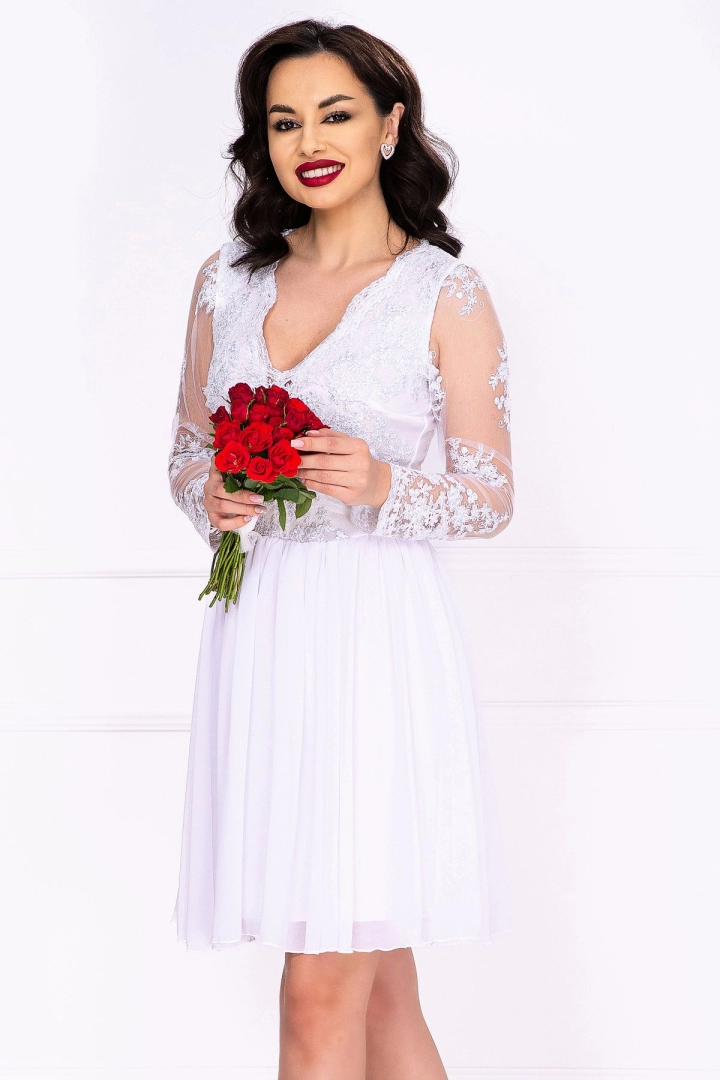 Rochie de cununie alba Destiny baby doll cu bust si maneci brodate