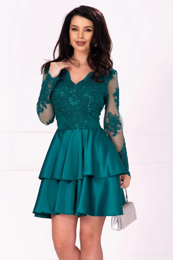 Rochie de ocazie verde baby-doll eleganta cu dantela si volane Rochie de ocazie verde baby-doll eleganta cu dantela si volane