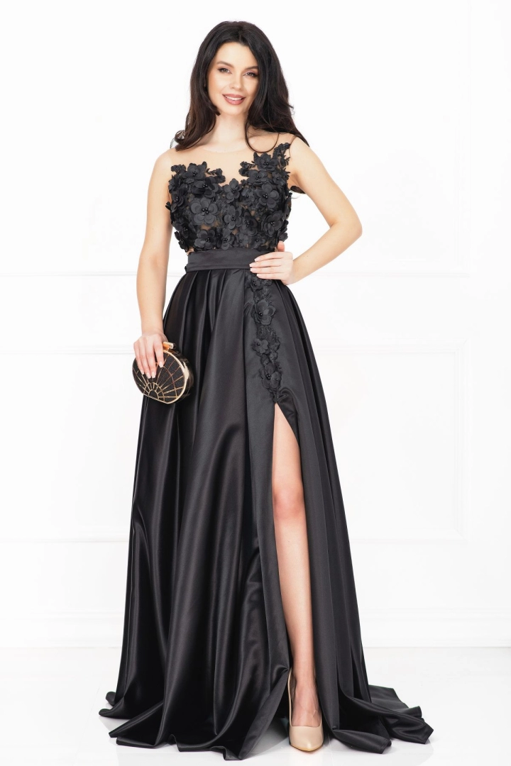 Rochie lunga Beatrice de lux tip printesa din tafta neagra cu flori 3D Rochie lunga Beatrice de lux tip printesa din tafta neagra cu flori 3D