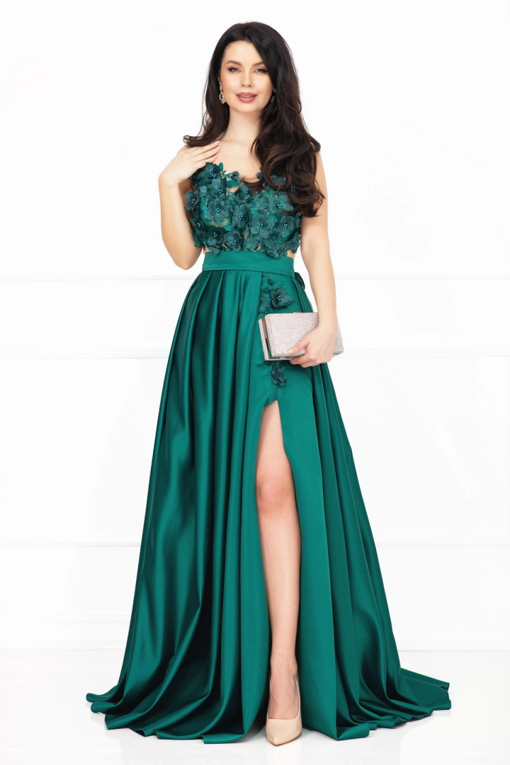 Rochie lunga Beatrice verde de lux tip printesa din tafta cu flori 3D Rochie lunga Beatrice verde de lux tip printesa din tafta cu flori 3D