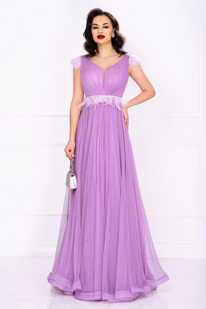 Rochie lunga de Revelion Petronela lila decorata cu banda din fulgi Rochie lunga de Revelion Petronela lila decorata cu banda din fulgi