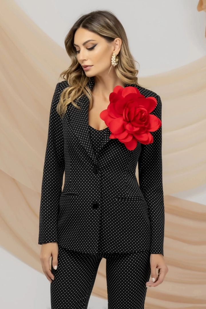 Sacou office Pretty Girl cu buline si accesoriu floare maxi Sacou office Pretty Girl cu buline si accesoriu floare maxi